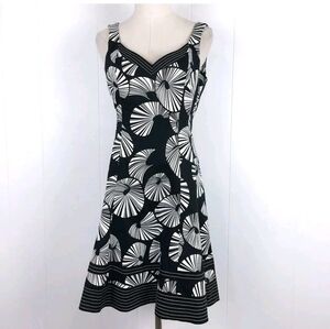 Nine West Black and White Sleeveless Dress